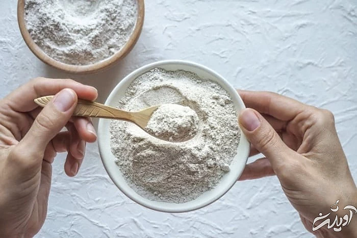 مضرات خوردن آرد خام آرد خام